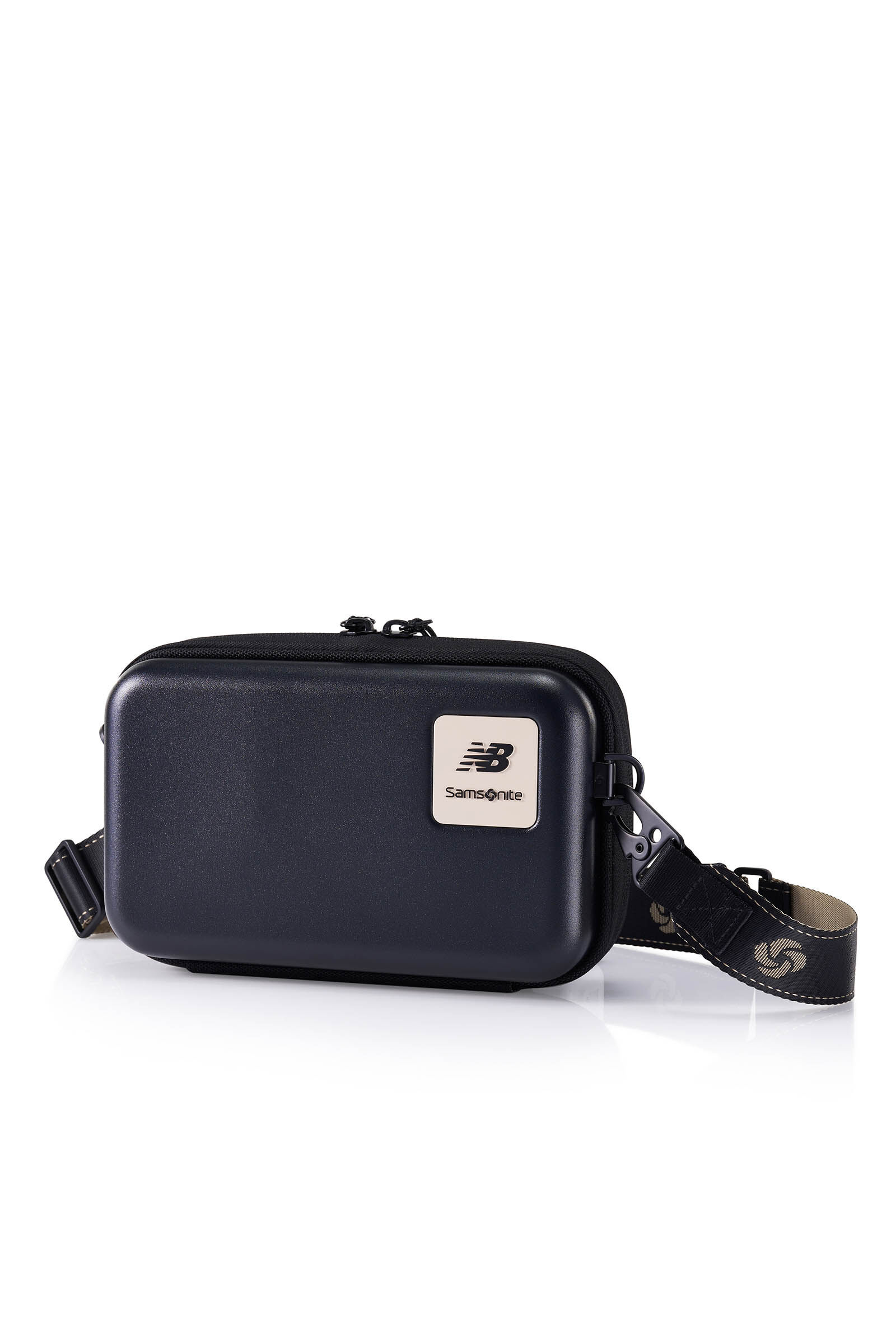 Monochrome clutch bag outlet