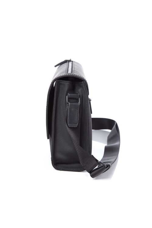 CARMONT MESSENGER BAG  hi-res | Samsonite