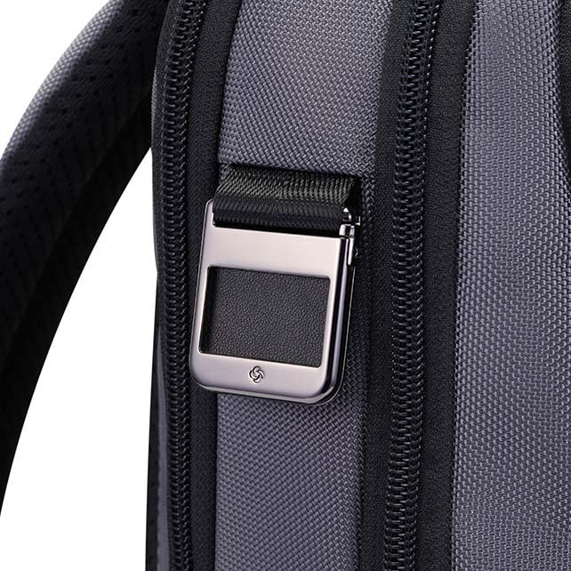 URBAN-EYE DLX BACKPACK 15.6" 2 POCKETS