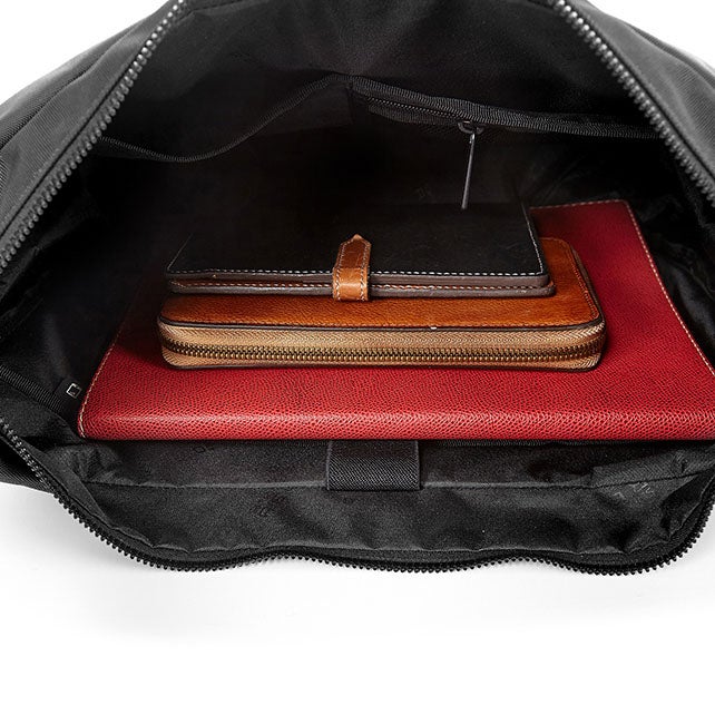 ELDERT 月彎形斜揹袋