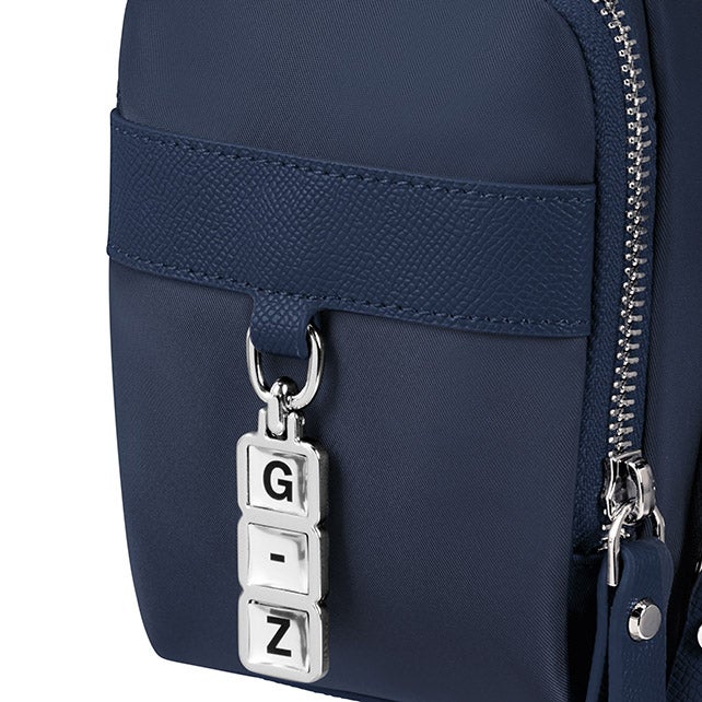 KARISSA EVO 斜揹袋